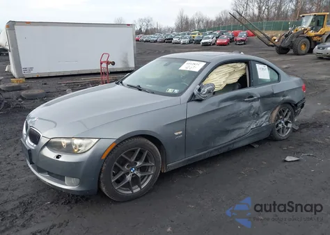 2009 BMW 328 Xi z USA, uszkodzony, nr VIN WBAWC33589PC87926